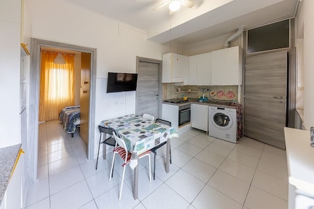 内装. Affittibreviferrera Two-room apartment Ilenia 12 km from Rho Fiera 8 km from San Siro