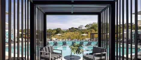 Outdoor pool, a heated pool