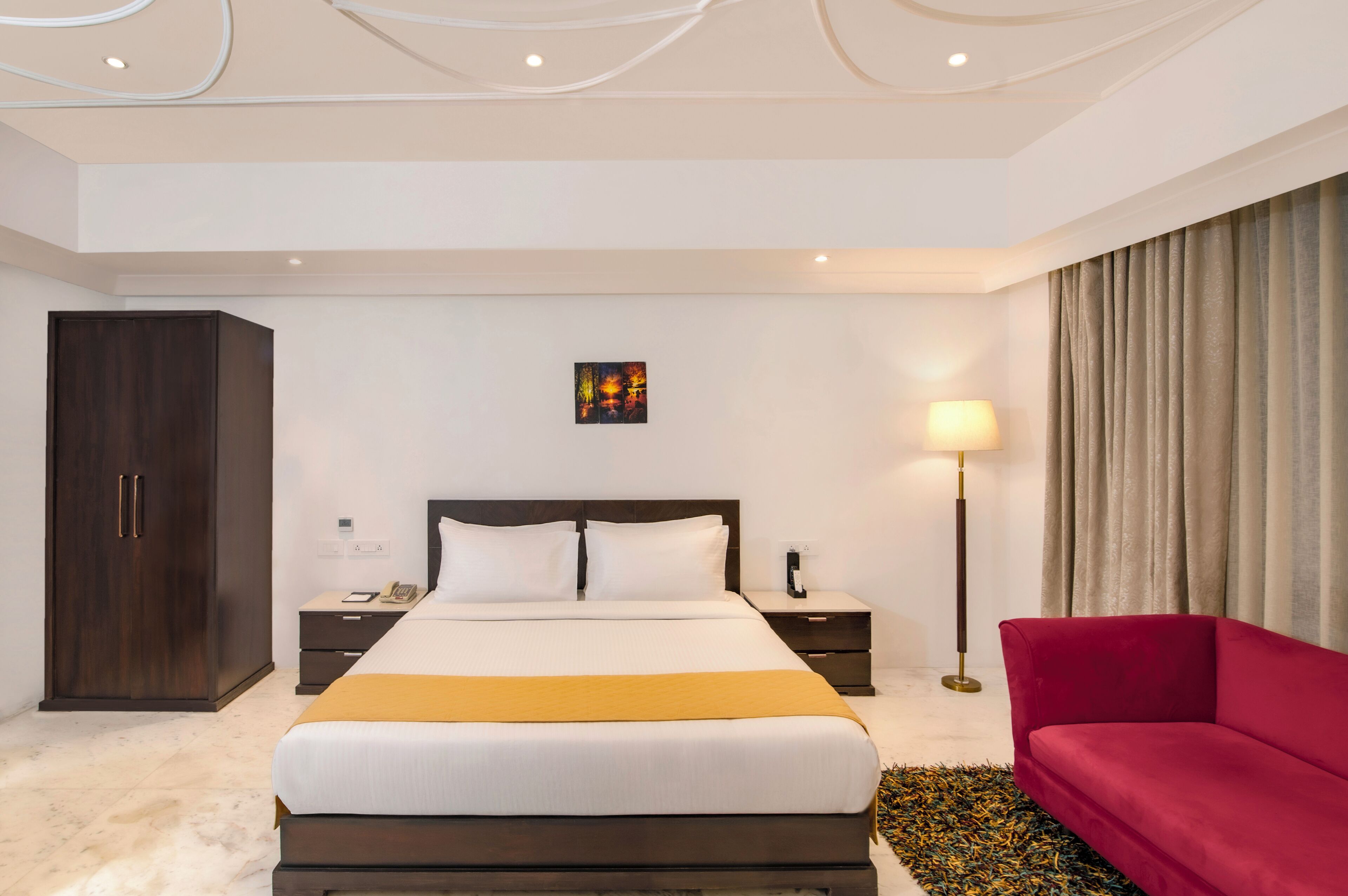 Grand Double or Twin Room | Desk, laptop workspace, free WiFi