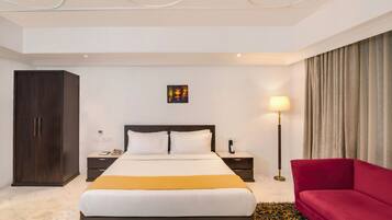 Grand Double or Twin Room | Desk, laptop workspace, free WiFi