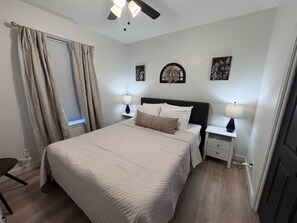 5 bedrooms, desk, iron/ironing board, travel crib