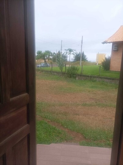 GROUND FLOOR APARTMENT/SEASIDE APARTMENT-COVERED barbecue. Enjoy the place with shower.Lagoon.Dunes