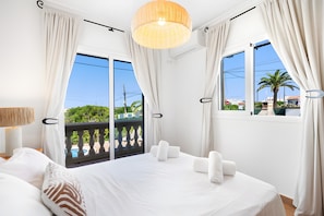 3 Schlafzimmer, kostenloses WLAN, Bettwäsche