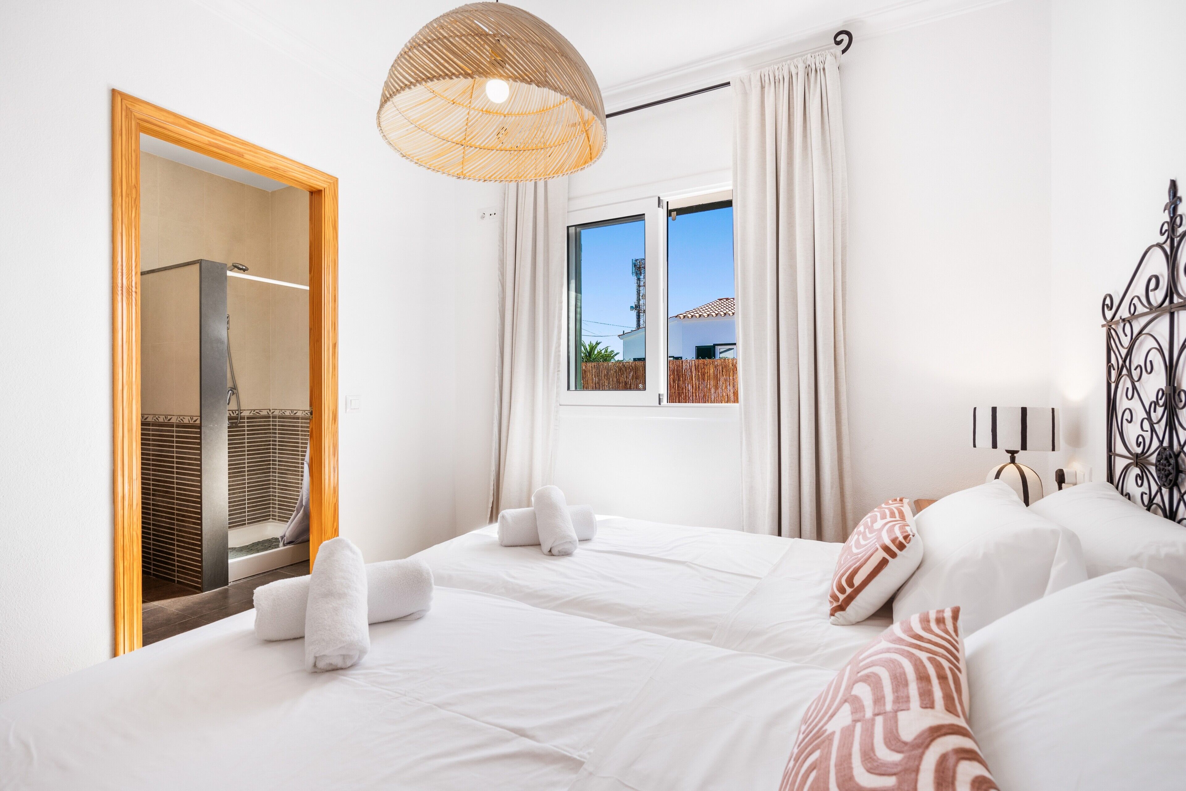 3 dormitorios, wifi gratis, ropa de cama