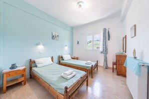 1 bedroom, free WiFi, bed sheets - Apartment 'Aglaia's 7th Branch B' with Mountain View, Wi-Fi and Air Conditioning (Acharavi)