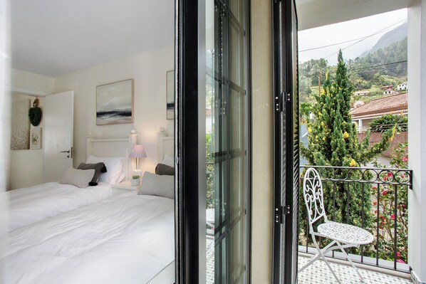 2 chambres, fer et planche à repasser, Wi-Fi gratuit, draps fournis