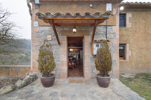 Farmhouse 'Cal Colom' with Mountain View, Private Pool and Wi-Fi