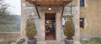 Farmhouse 'Cal Colom' with Mountain View, Private Pool and Wi-Fi