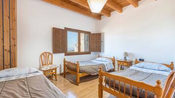 4 dormitorios, wifi gratis, ropa de cama