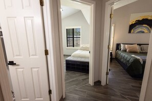 3 Schlafzimmer, Schreibtisch, Bügeleisen/Bügelbrett, WLAN