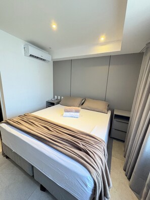 Apartment | 1 bedroom, laptop workspace, blackout drapes, iron/ironing board - Melhores Flats - Gracioso a 100m do mar (João Pessoa)