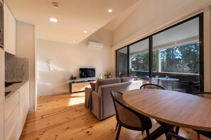 Interior - Porto Luxe Stay: Garden & Pool (Porto)