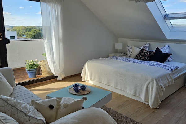 3 bedrooms, travel cot, WiFi, bed sheets