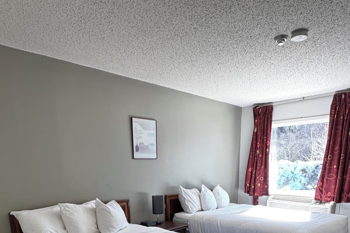 Premium bedding, down comforters, pillowtop beds, desk