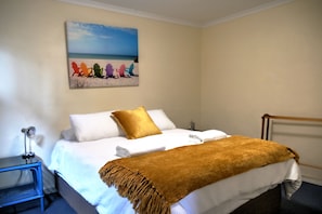 4 slaapkamers, reisbedje, wifi