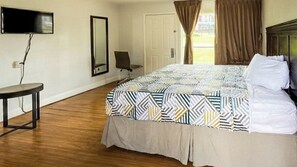Free WiFi, bed sheets - Studio 6 Suites Belton, TX (Belton)