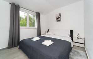 1 chambre, Wi-Fi gratuit, draps fournis