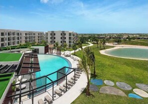 Pool - Chic Tropical Escape With Private Beach in Punta Cana🏝️ (Punta Cana)