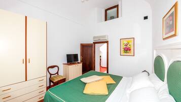 2 soverom, strykejern/-brett, wi-fi (inkludert) og sengetøy