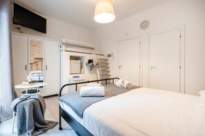 1 bedroom, free WiFi, bed sheets - Studio 'Carolina 2' with Shared Terrace, Wi-Fi and Air Conditioning (Monopoli)