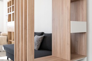 Interior - Studio Apartment 'Vista Bonita' with Sea View, Wi-Fi and Air Conditioning (Calahonda)