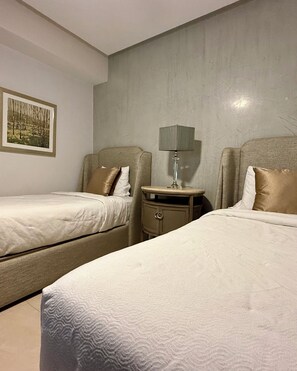 3 bedrooms, iron/ironing board, travel crib, WiFi