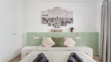 2 makuuhuonetta, silitysrauta/-lauta, ilmainen Wi-Fi, vuodevaatteet