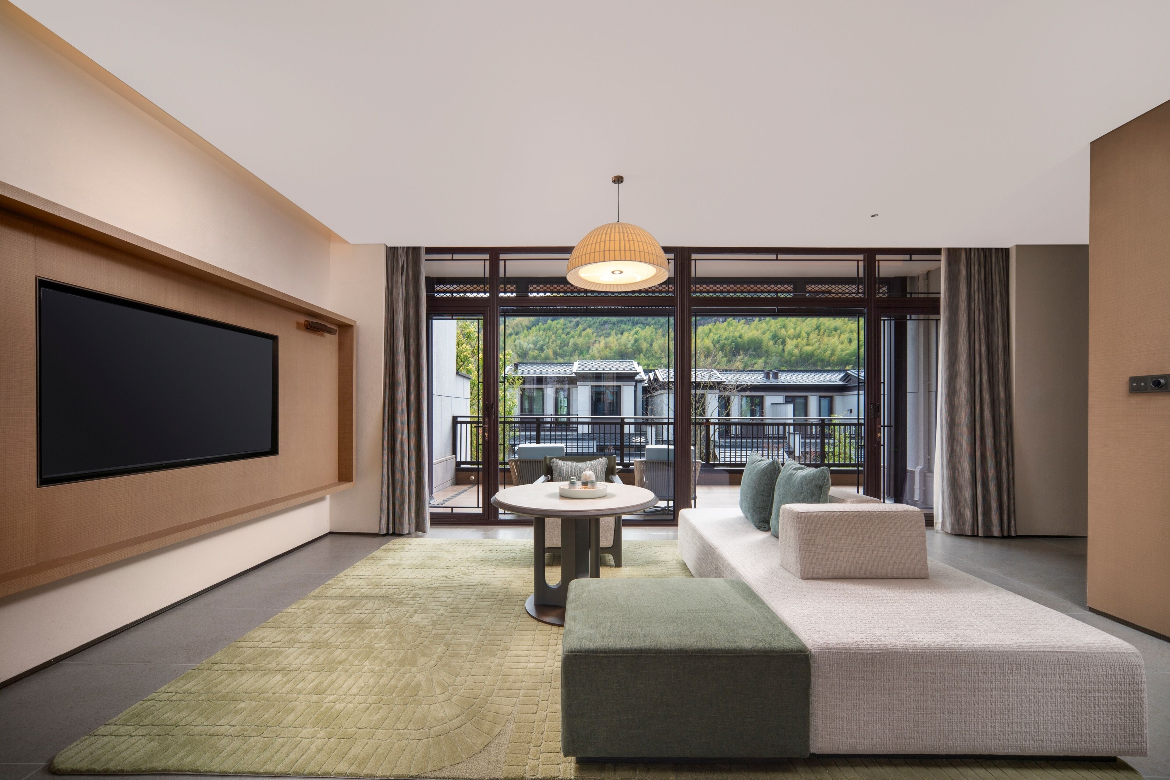 1 King 1 Bedroom Duplex Suite | 1 bedroom, down comforters, free WiFi, bed sheets