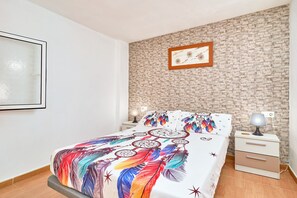 1 bedroom, iron/ironing board, free WiFi, bed sheets - Apartment 'Naranja' with Private Terrace, Wi-Fi and Air Conditioning (Nerja)