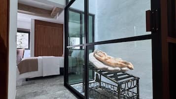 Deluxe Double Room, City View