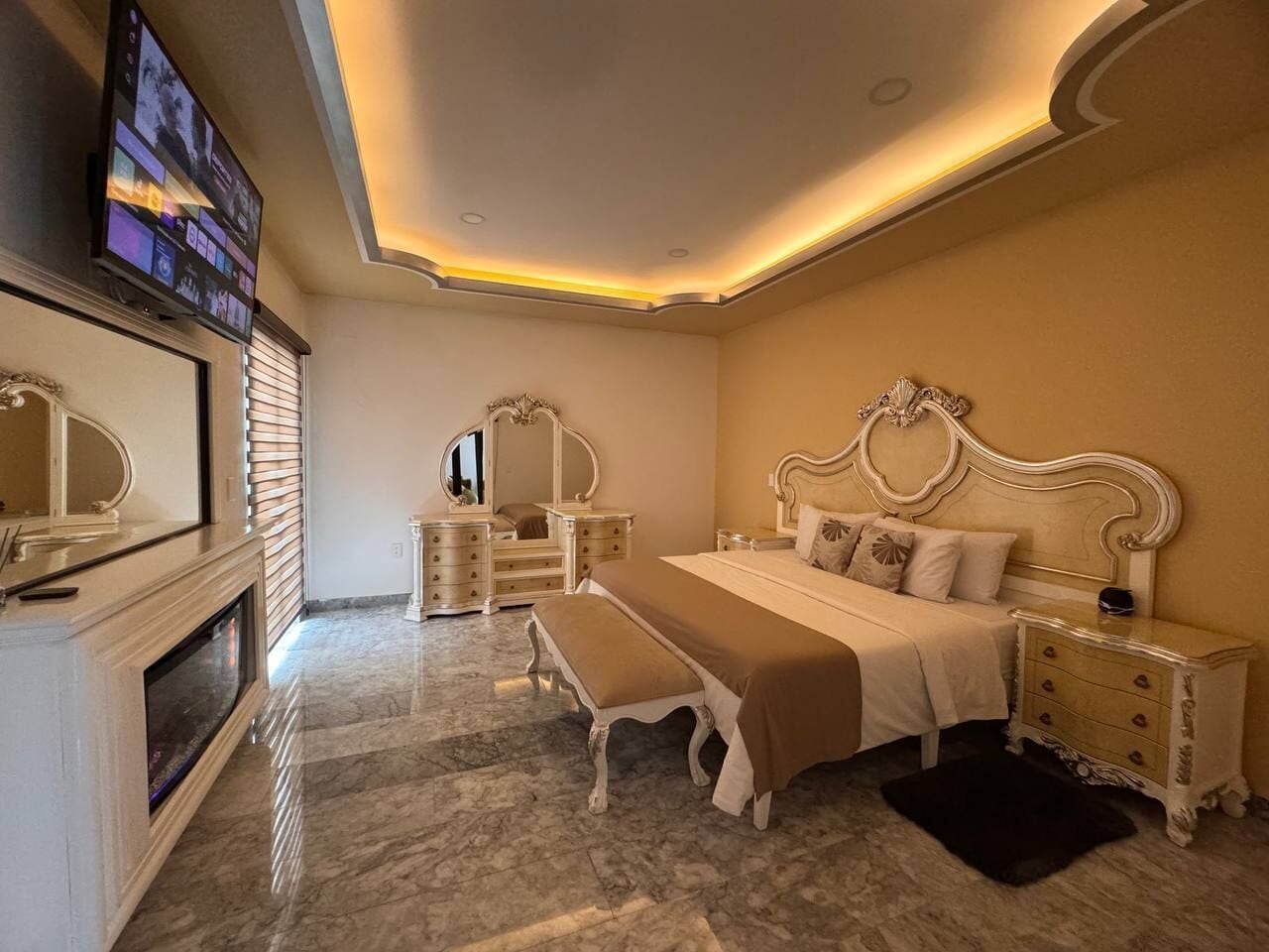 Luxury Suite