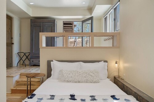 Casita Por Que? - Southwestern Studio Downtown