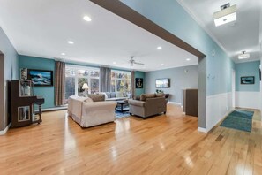 Télévision, espaces bureaux