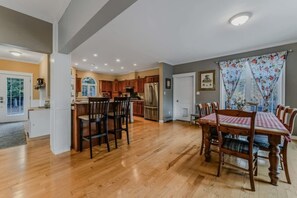 Dining - Acadia Lobster Fisherman's Retreat (Lamoine)