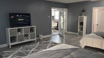 1 bedroom, iron/ironing board, free WiFi, bed sheets