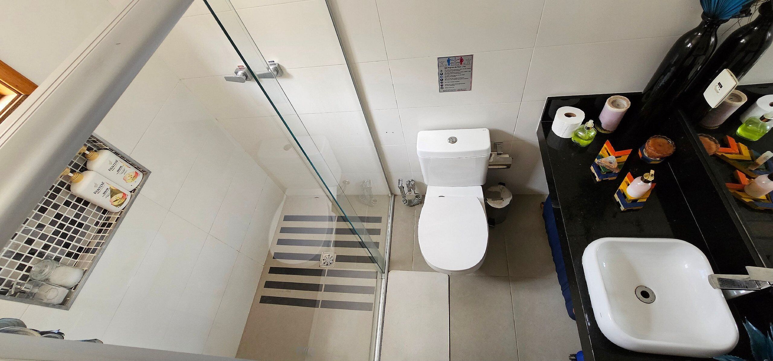 Eco-friendly toiletries, hair dryer, towels