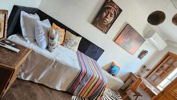 1 soverom, strykejern/-brett, internettilgang og sengetøy