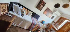 1 bedroom, iron/ironing board, Internet, bed sheets - Private Room. SP Expo, Itaú, IBC, Congonhas, Zoo (São Paulo)