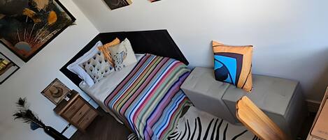 1 bedroom, iron/ironing board, Internet, bed sheets