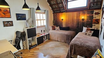 1 bedroom, iron/ironing board, internet, bed sheets