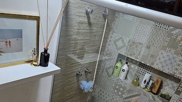 Hair dryer, towels