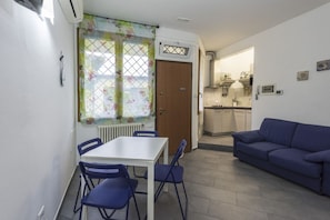 Interior - Reginaldo Studio By MMega (Firenze)