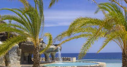 Private Studio With Ocean View, Great and Romantic Place