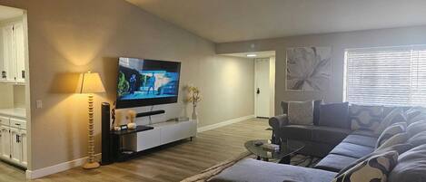 Smart TV, fireplace, video games