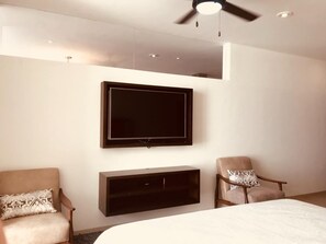 3 bedrooms, iron/ironing board, WiFi, bed sheets - Blue bay plus 601 el pedregal condo (Cabo San Lucas)