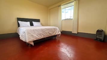 Chambre Classique Double ou avec lits jumeaux, patio, vue montagne | Wi-Fi gratuit