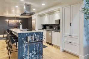 Nhà (3 Bedrooms) | Nội thất