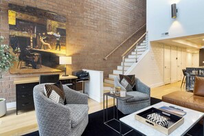 Interior - Parkside Condo by Avantstay Walk to Ski Lifts + Town Pool & Hot Tub Access (Park City)