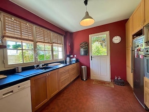 Fridge, microwave, oven, dishwasher