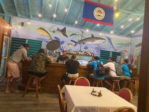 Bar (in der Unterkunft)